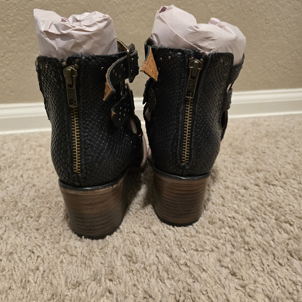freebird saphire boots - Picture 4 of 6